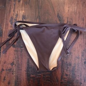 Victoria's Secret string bikini, brown, size small